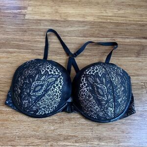 VICTORIAS‎ SECRET 38DD Front Clip Leather Lace Very Sexy Push-Up Racerback Bra